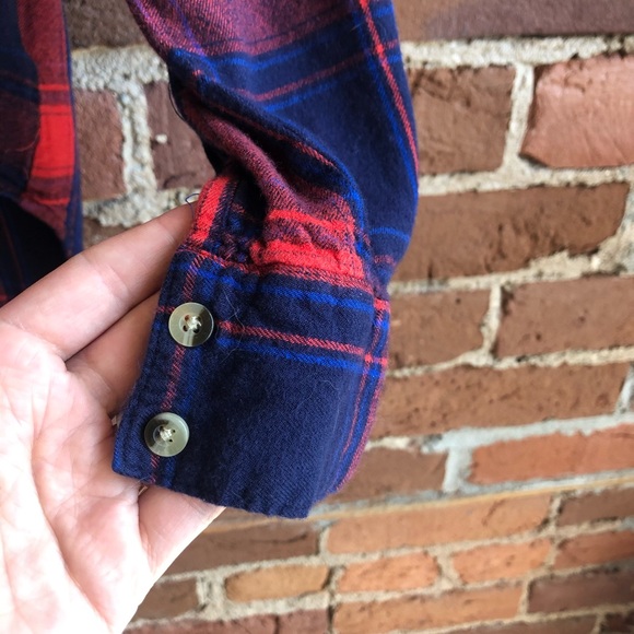 Soft button down flannel - Picture 4 of 4